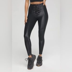 Good American Bombshell Legging